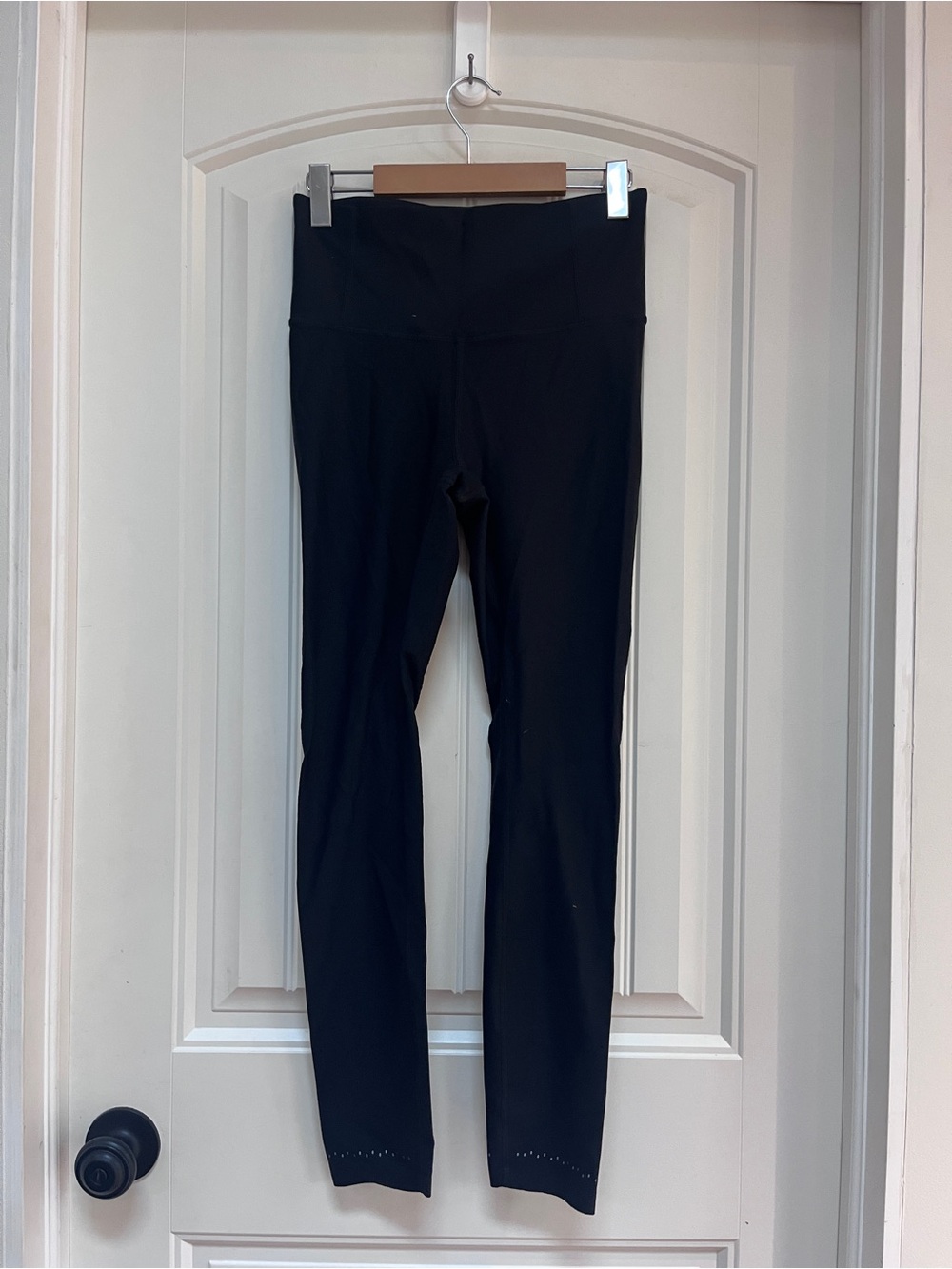 Lululemon black running leggings size 8